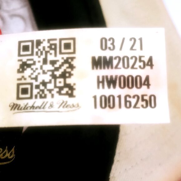 Mitchell & Ness Men's Basketball Hat Chicago Bulls Logo Snapback Fitted Red Cap - Picture 9 of 13